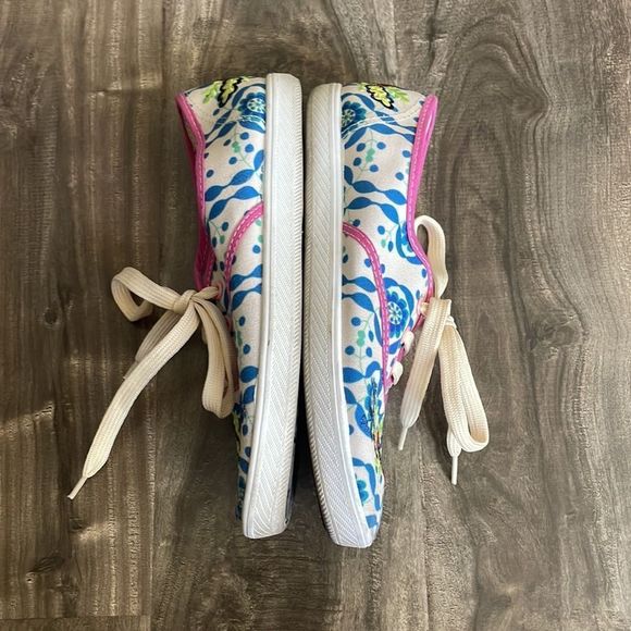 Designer Tennis Shoes - Picture 7 of 9